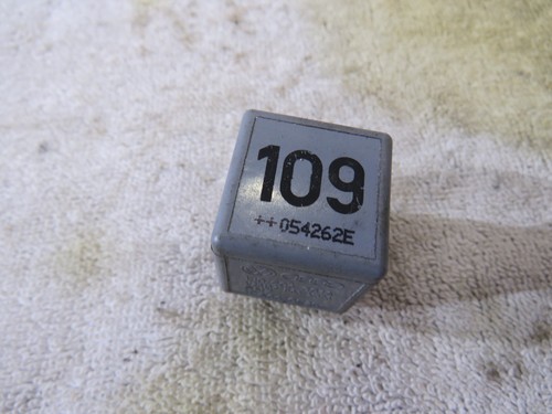 Relais 109 1j0906381a audi - 1j0906381a, vw